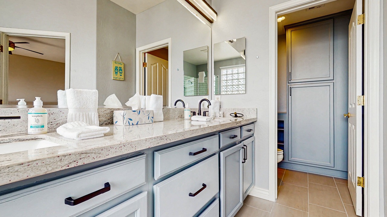 Photo of Bathroom in Desert Ridge