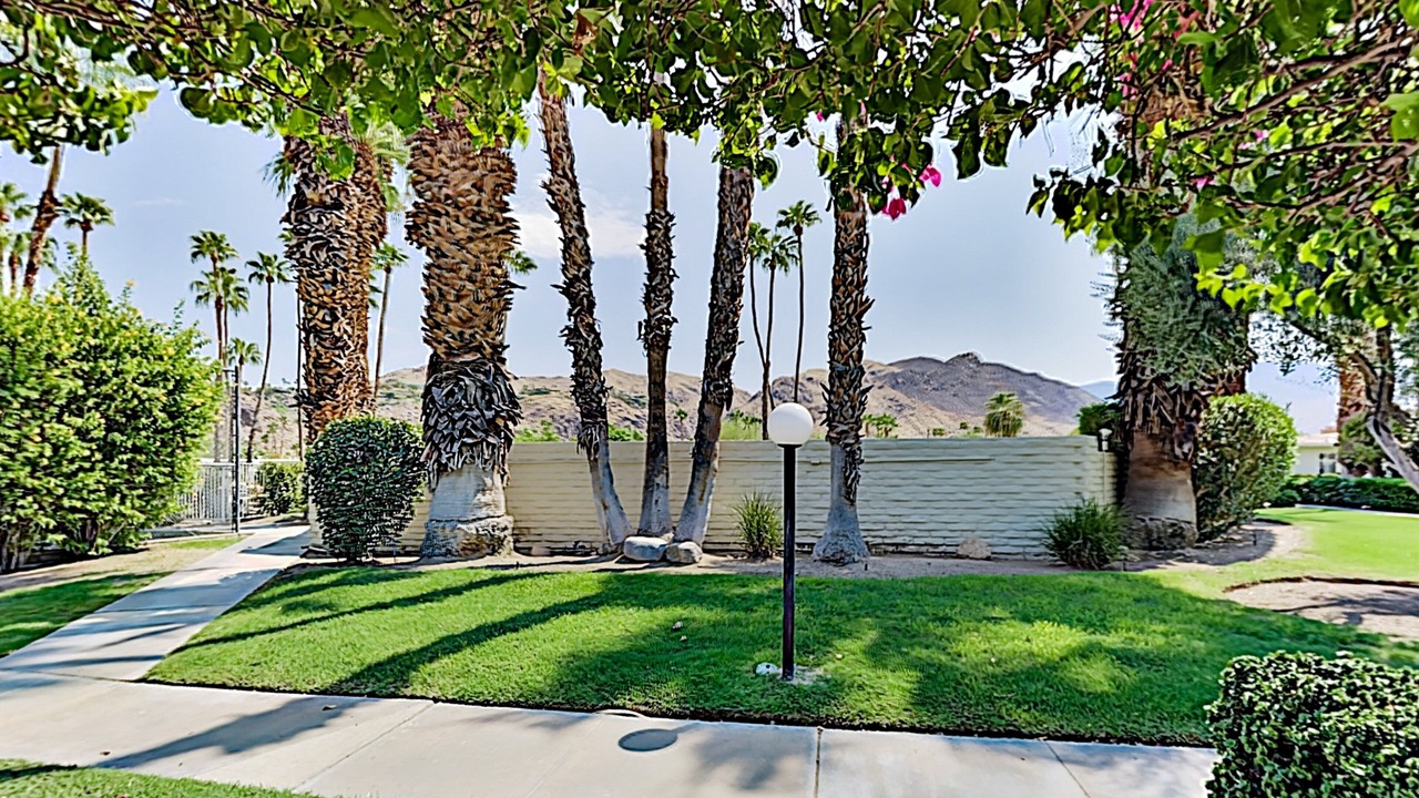 Photo of Outdoor in Araby Commons