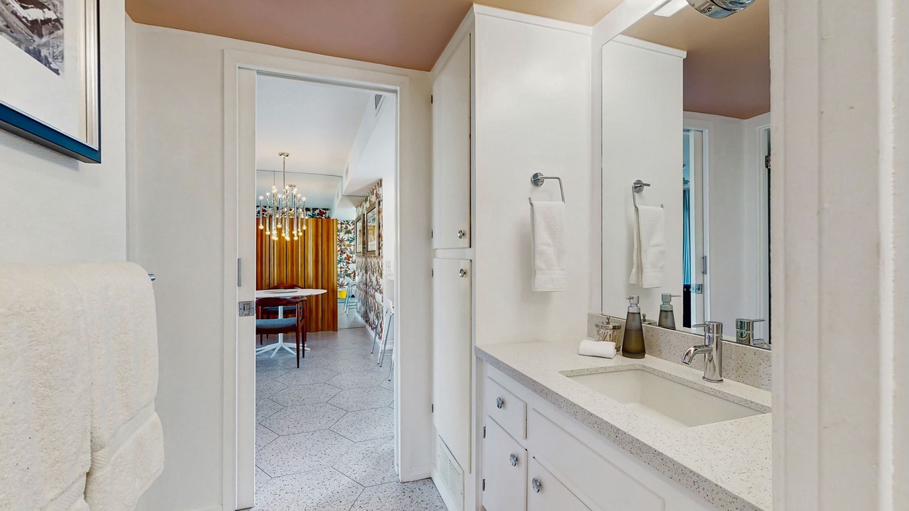 Photo of Bathroom in Araby Commons