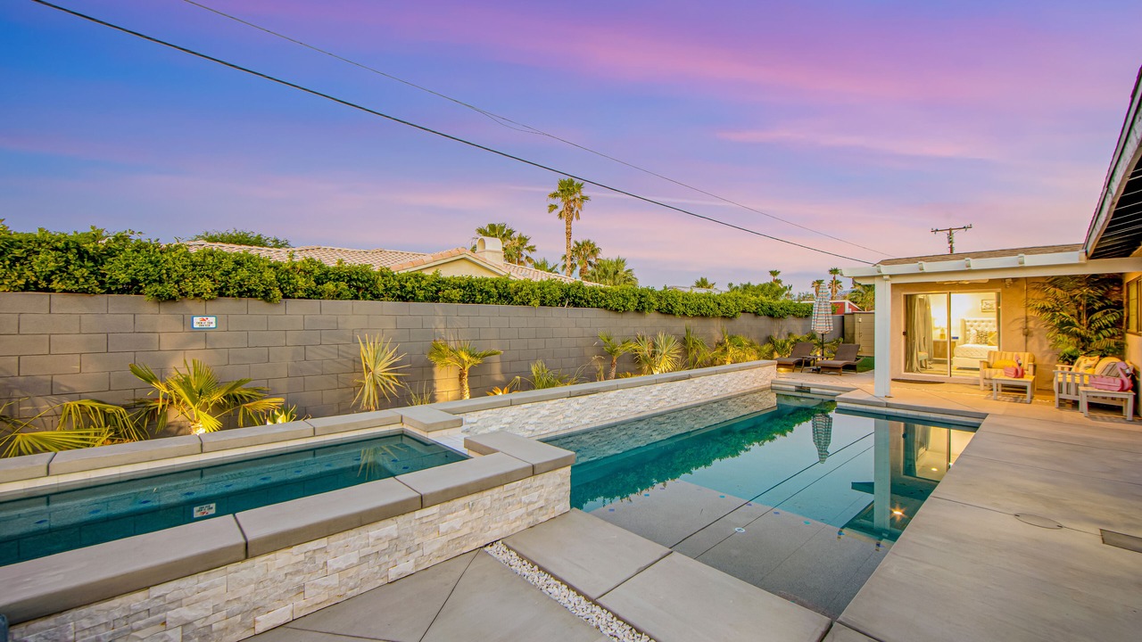 Photo of Outdoor in Desert Park Estates