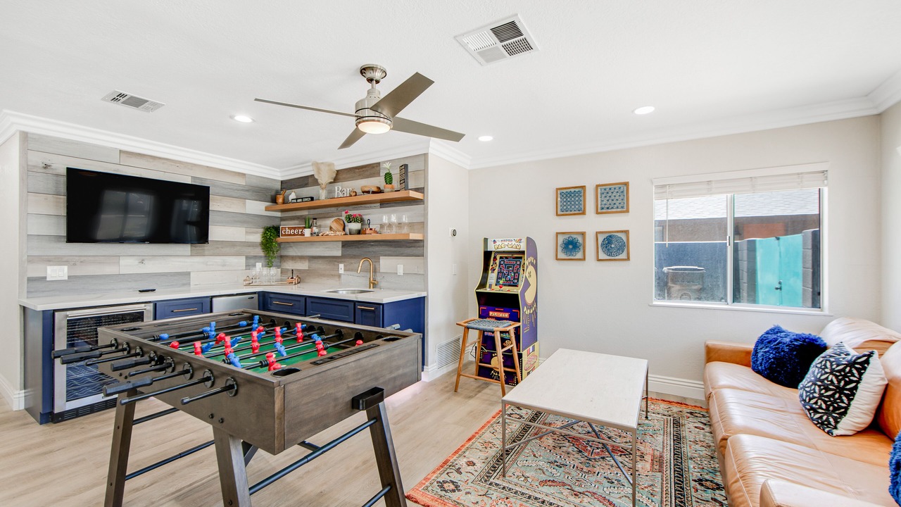 Photo of Bedroom in Desert Park Estates