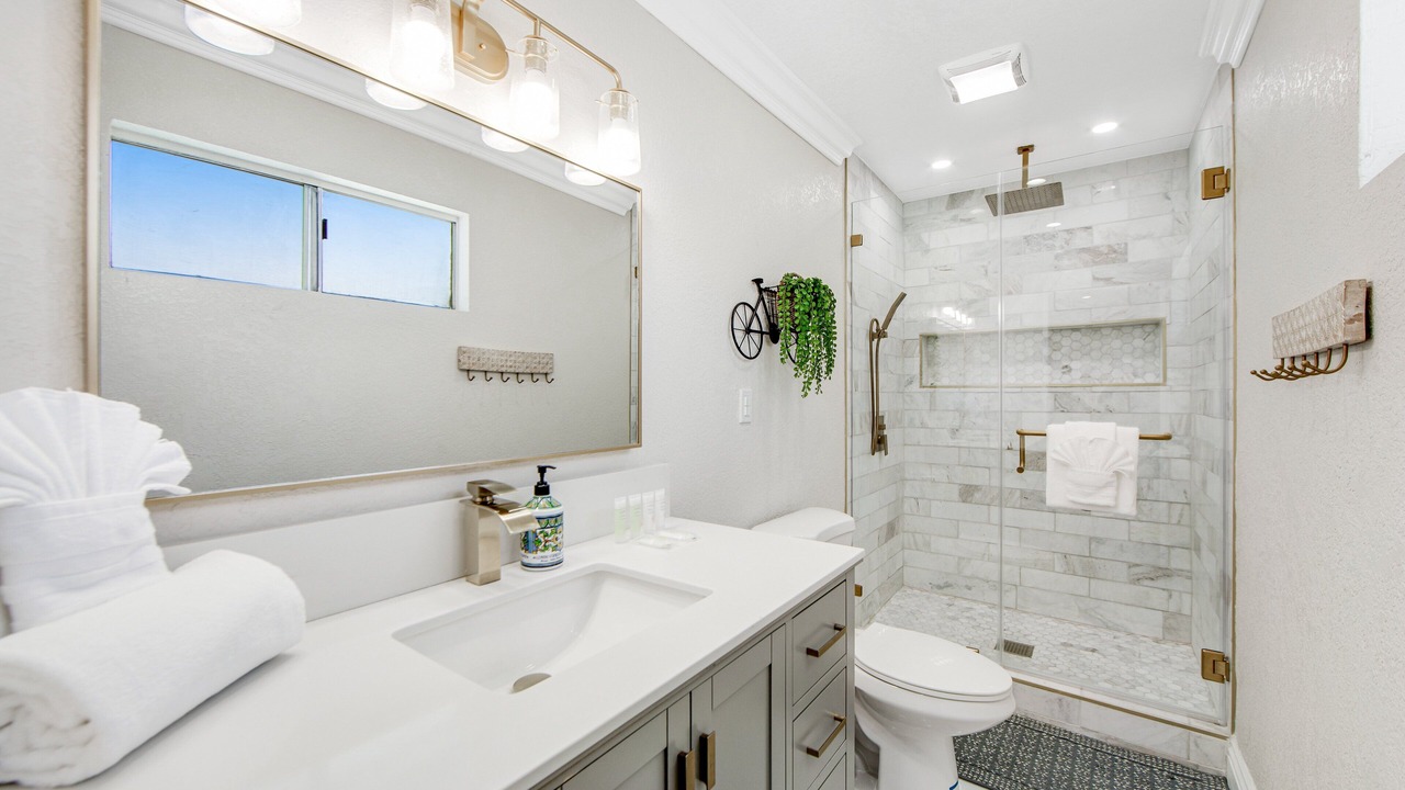 Photo of Bathroom in Desert Park Estates