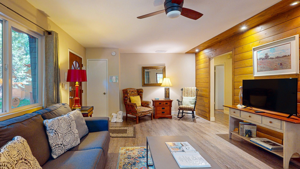 Photo of Livingroom in Fern Valley