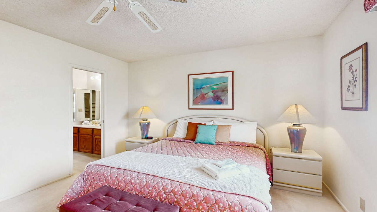 Photo of Bedroom in Sunland Village East