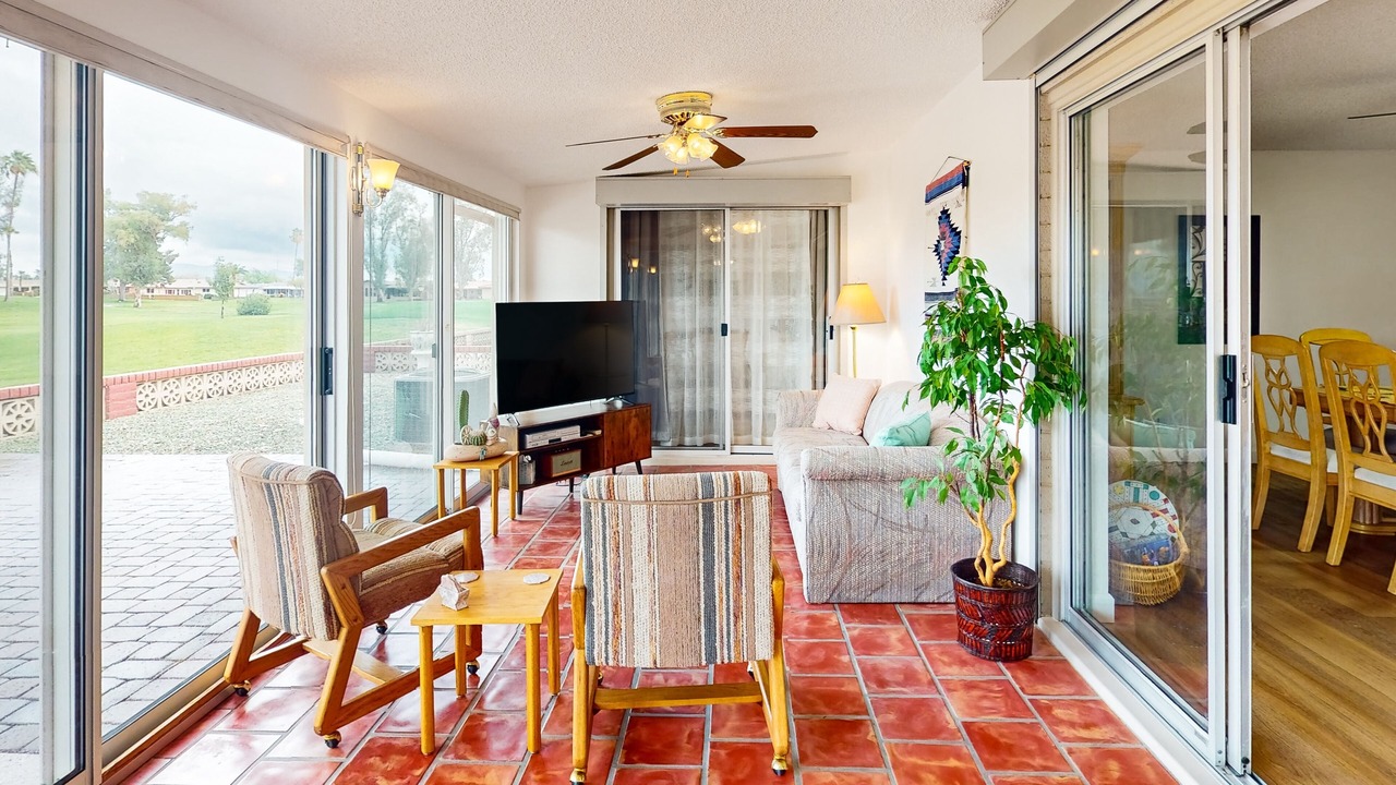 Photo of Livingroom in Sunland Village