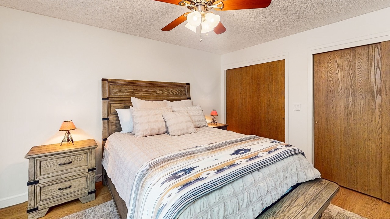 Photo of Bedroom in Sunland Village