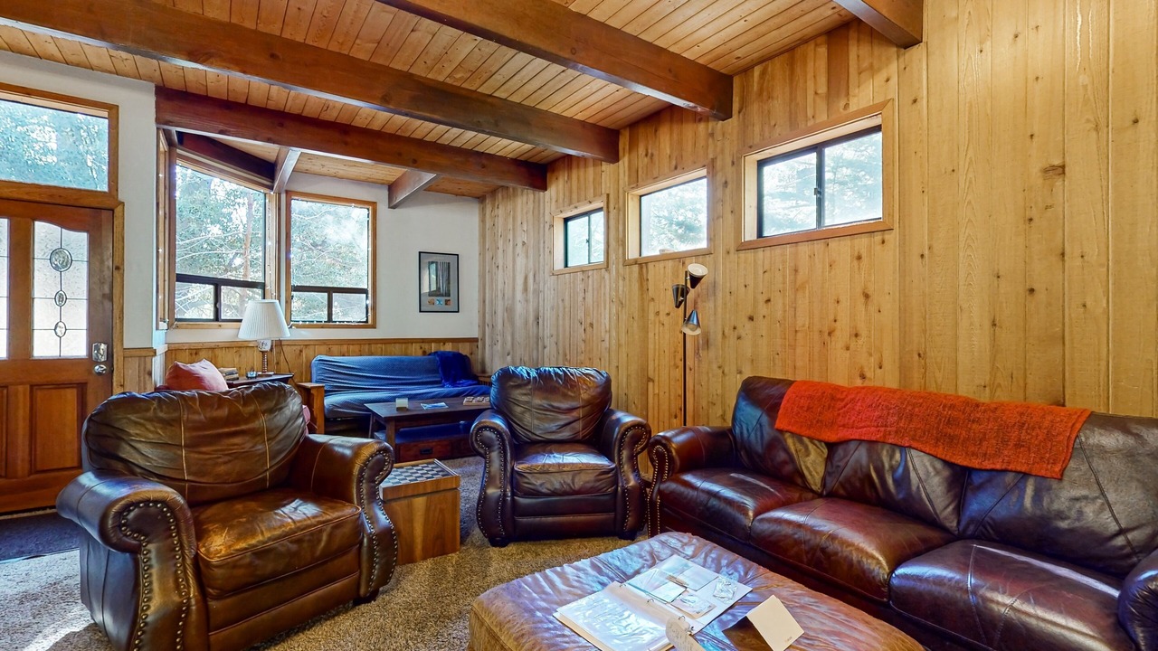 Photo of Livingroom in Fern Valley