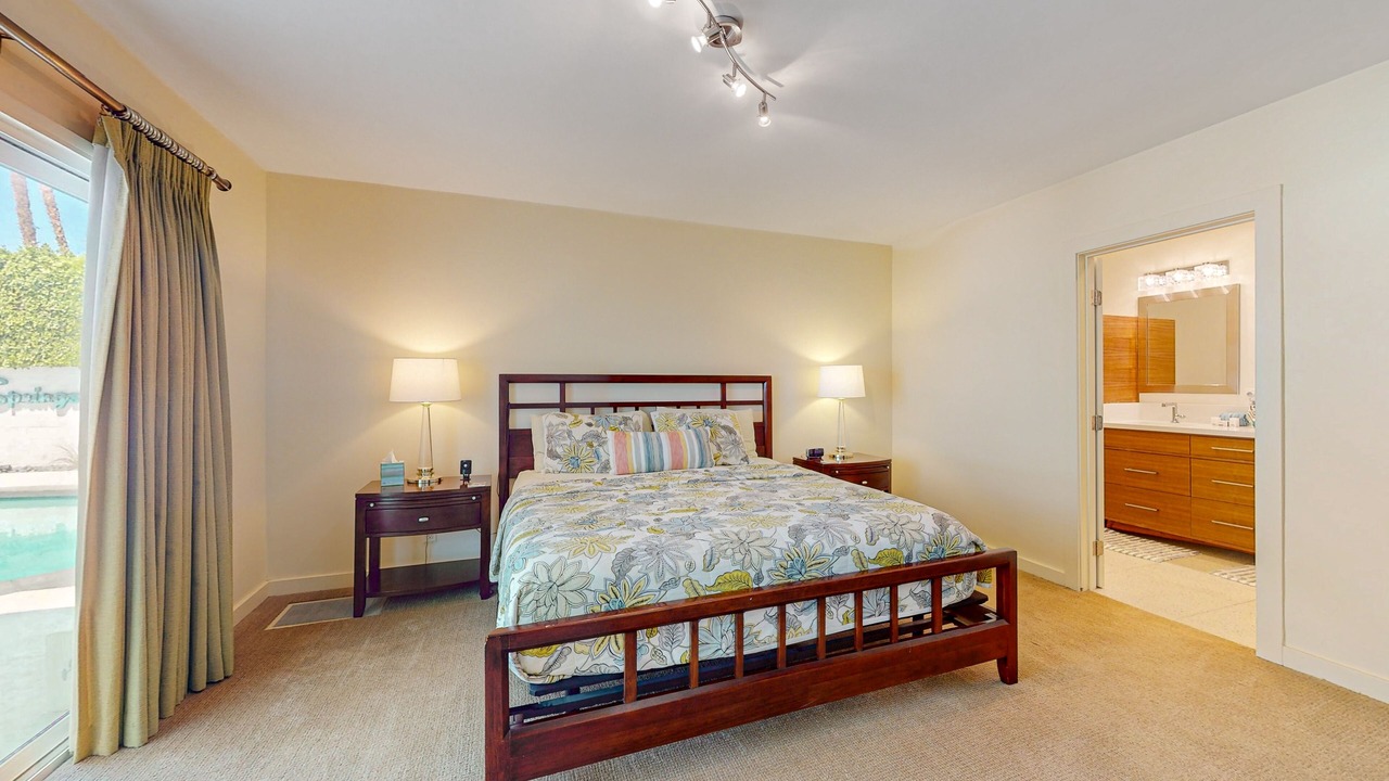 Photo of Bedroom in Twin Palms