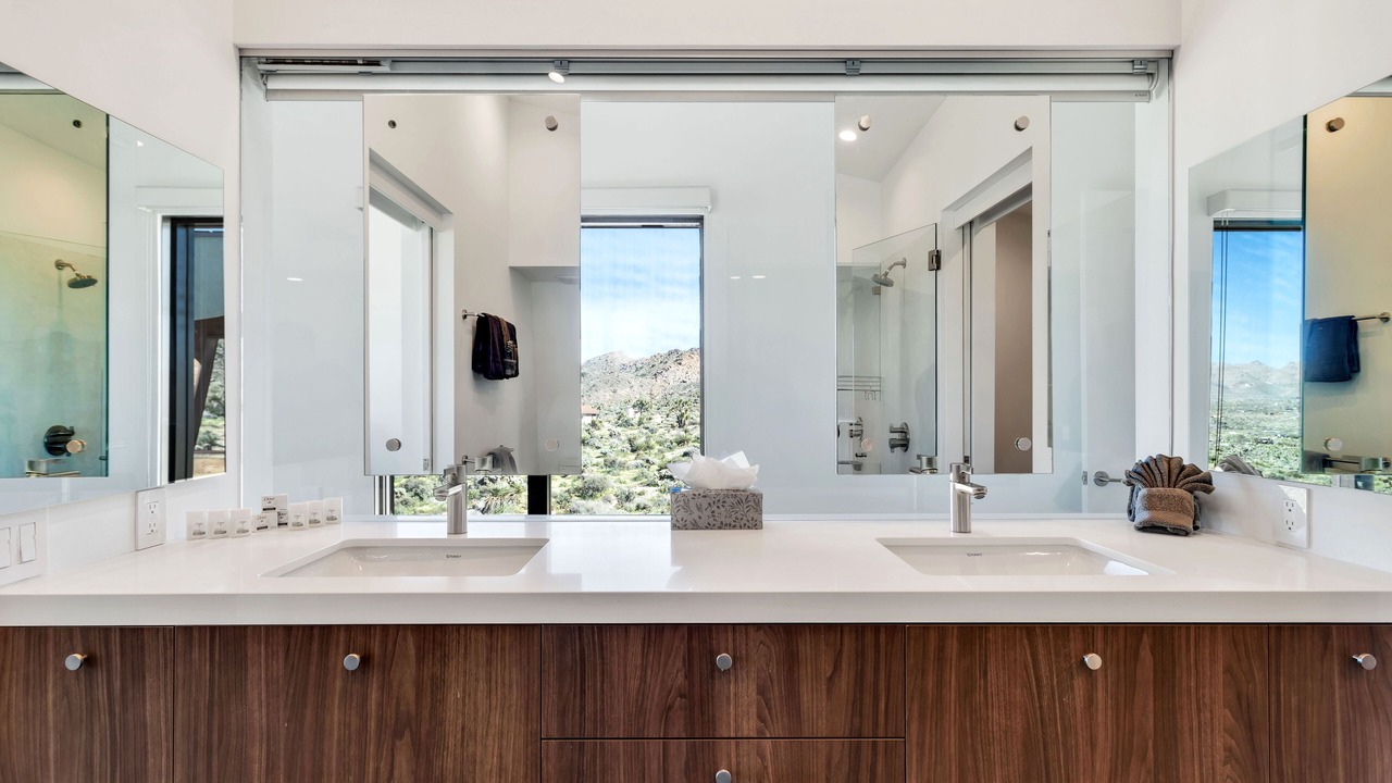 Photo of Bathroom in Joshua Tree Highlands