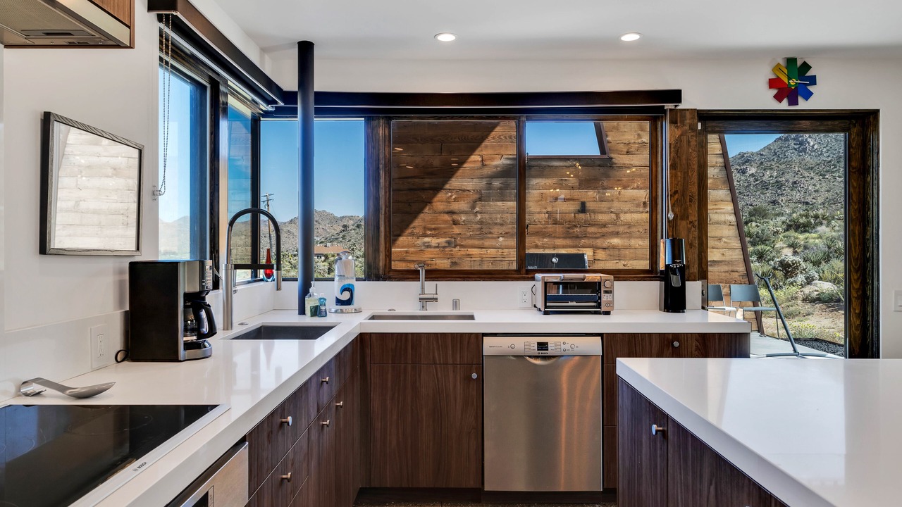 Photo of Kitchen in Joshua Tree Highlands