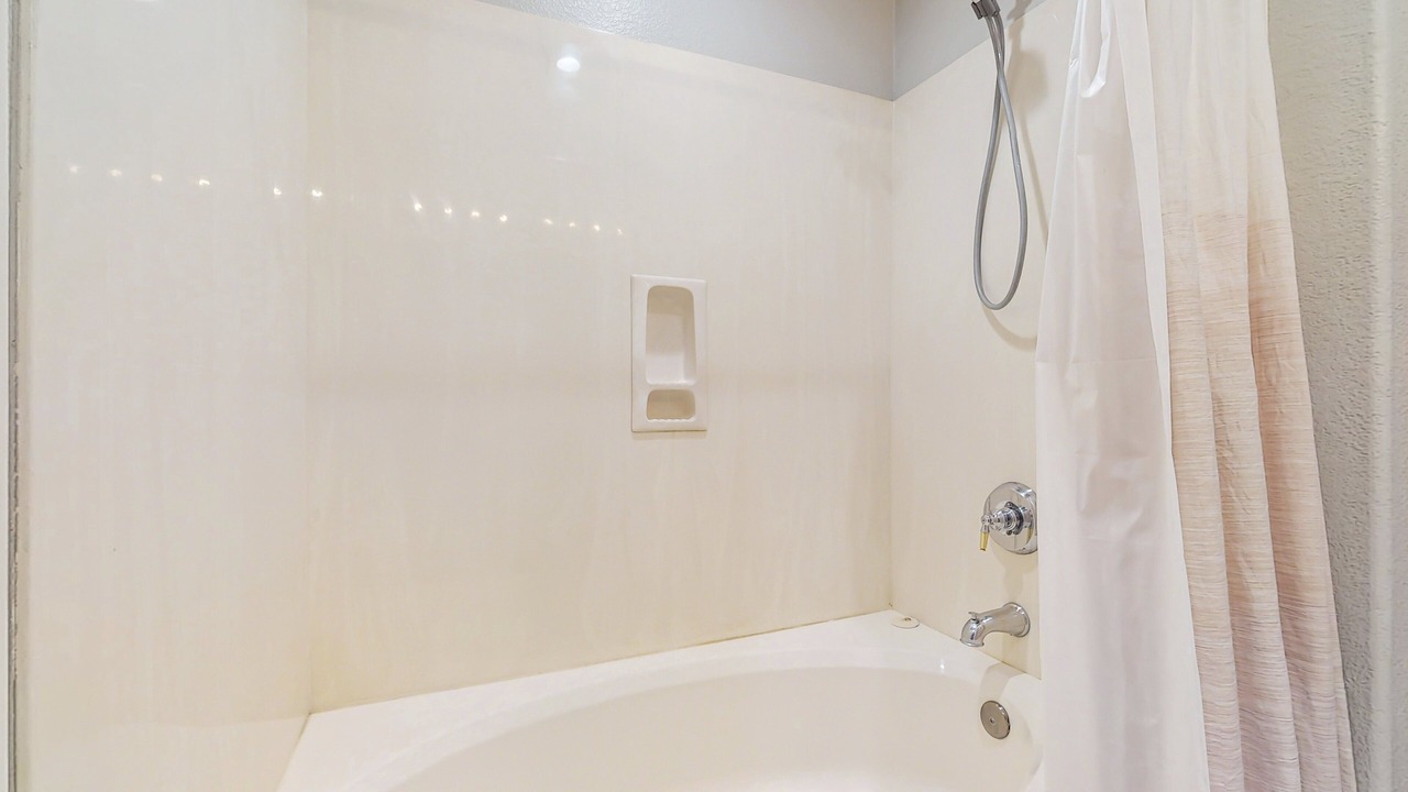 Photo of Bathroom in Superstition Lakes