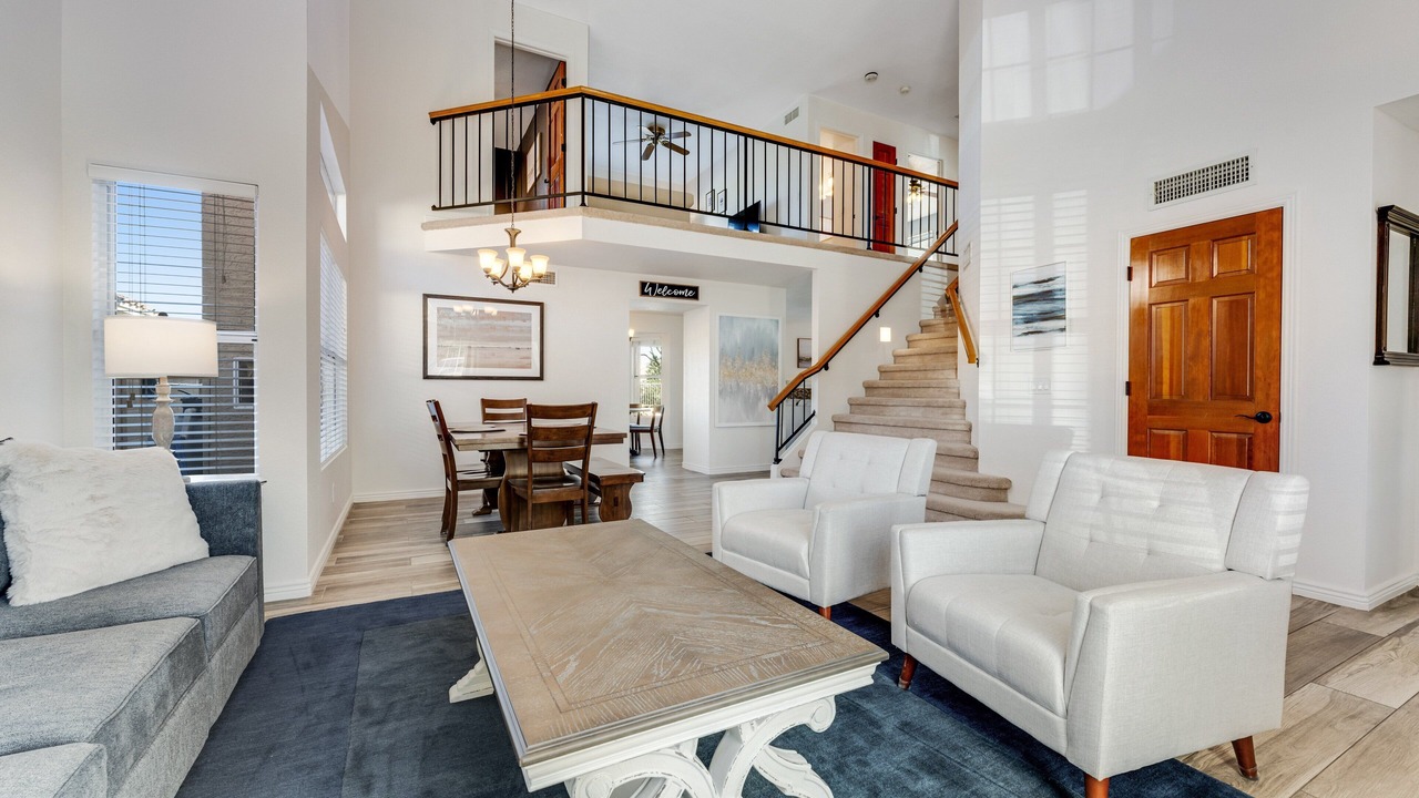 Photo of Livingroom in Foothills