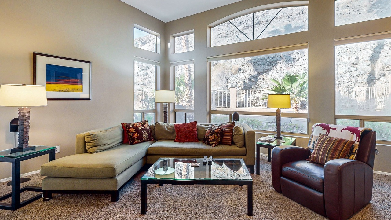 Photo of Livingroom in Foothills