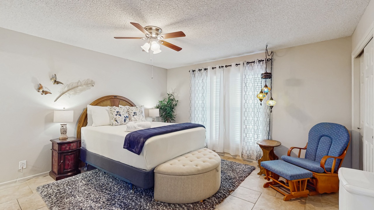 Photo of Bedroom in Sunland Village