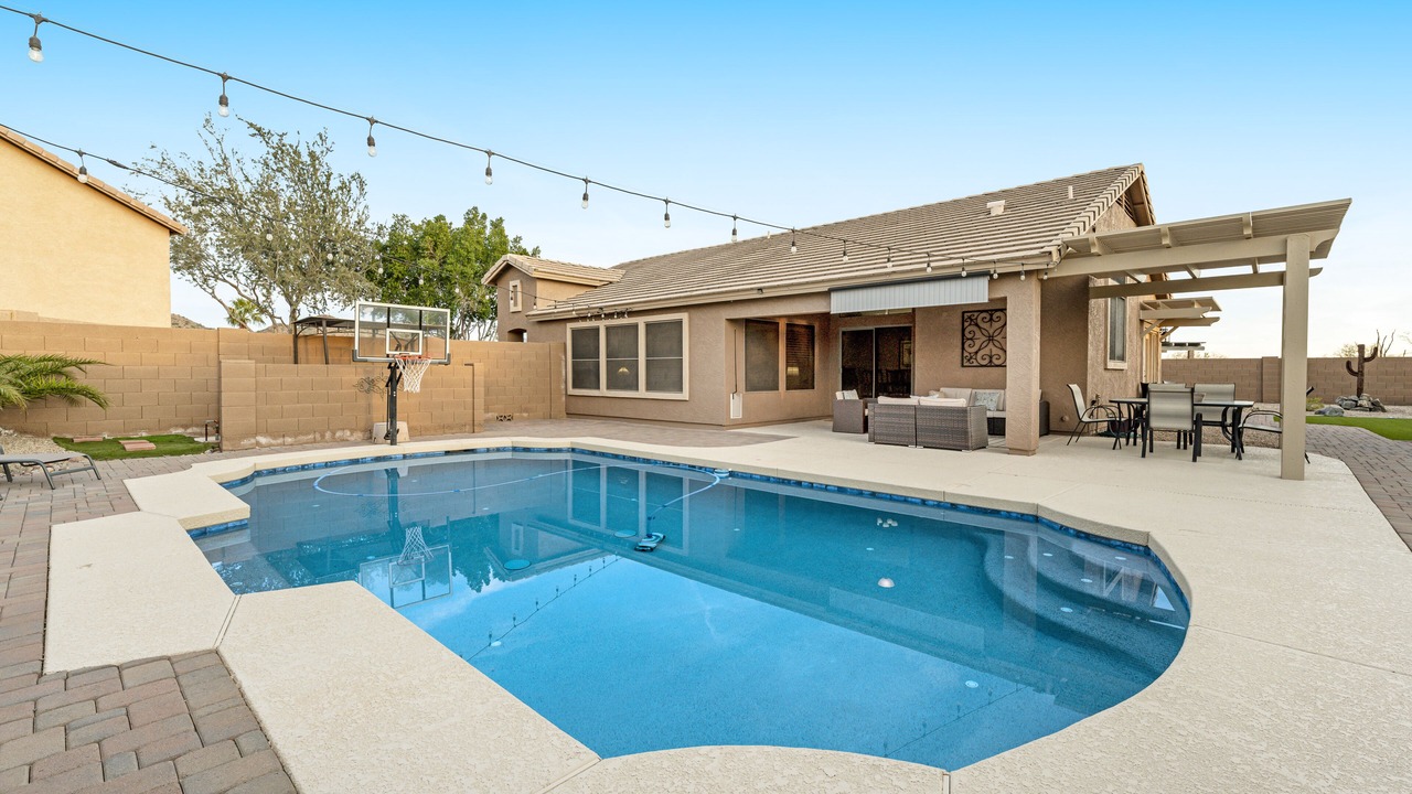 Photo of Outdoor in Sierra Estates-Summit