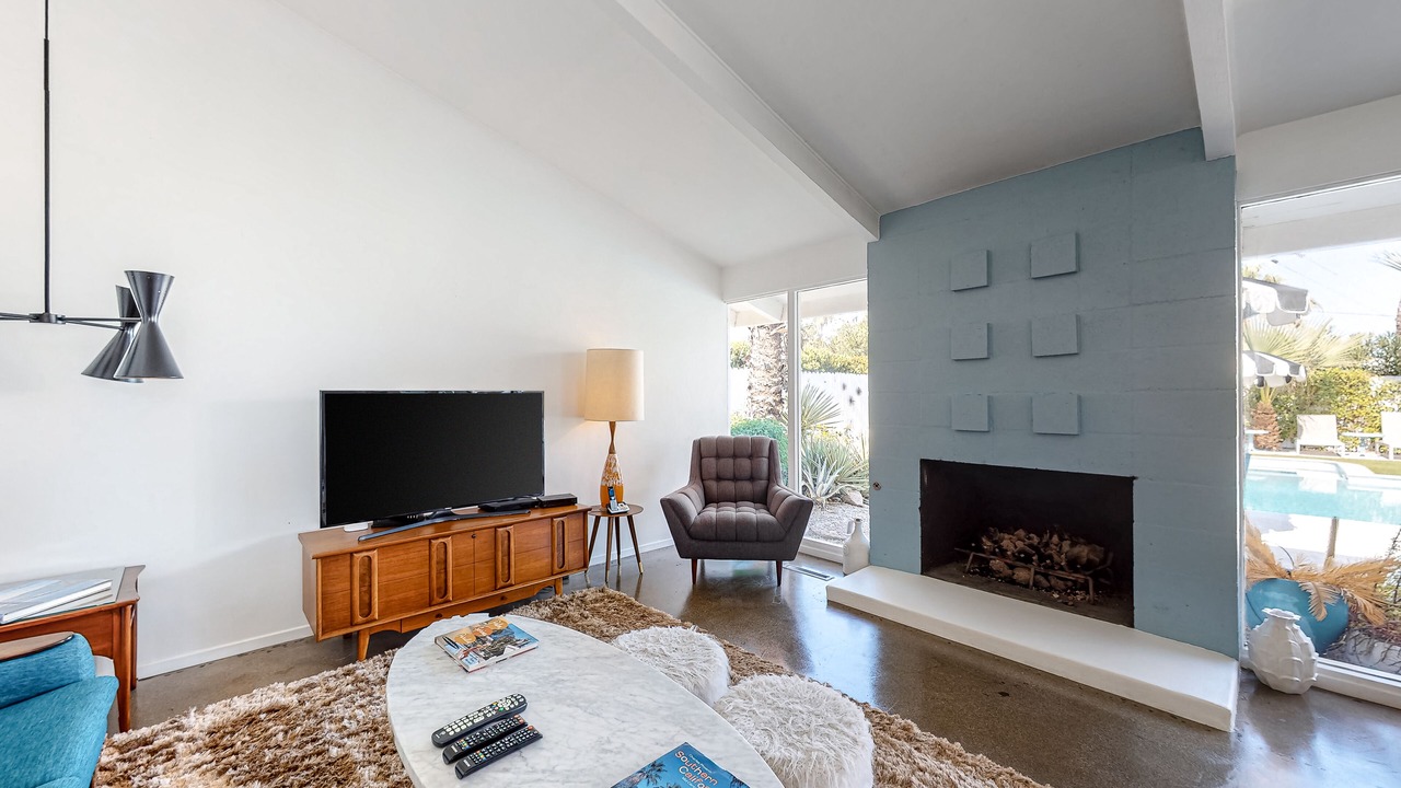 Photo of Livingroom in Twin Palms