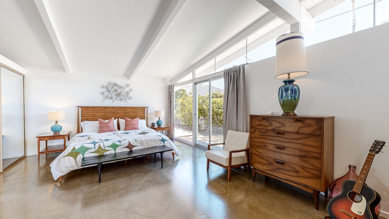 Photo of Bedroom in Twin Palms