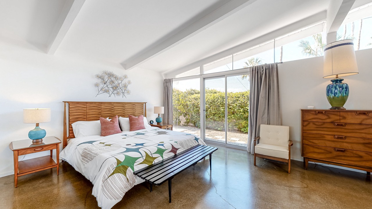 Photo of Bedroom in Twin Palms