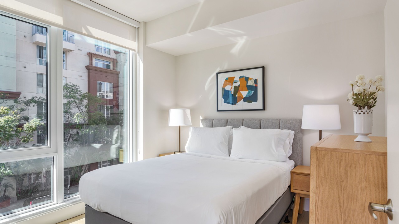 Photo of Bedroom in Downtown San Diego