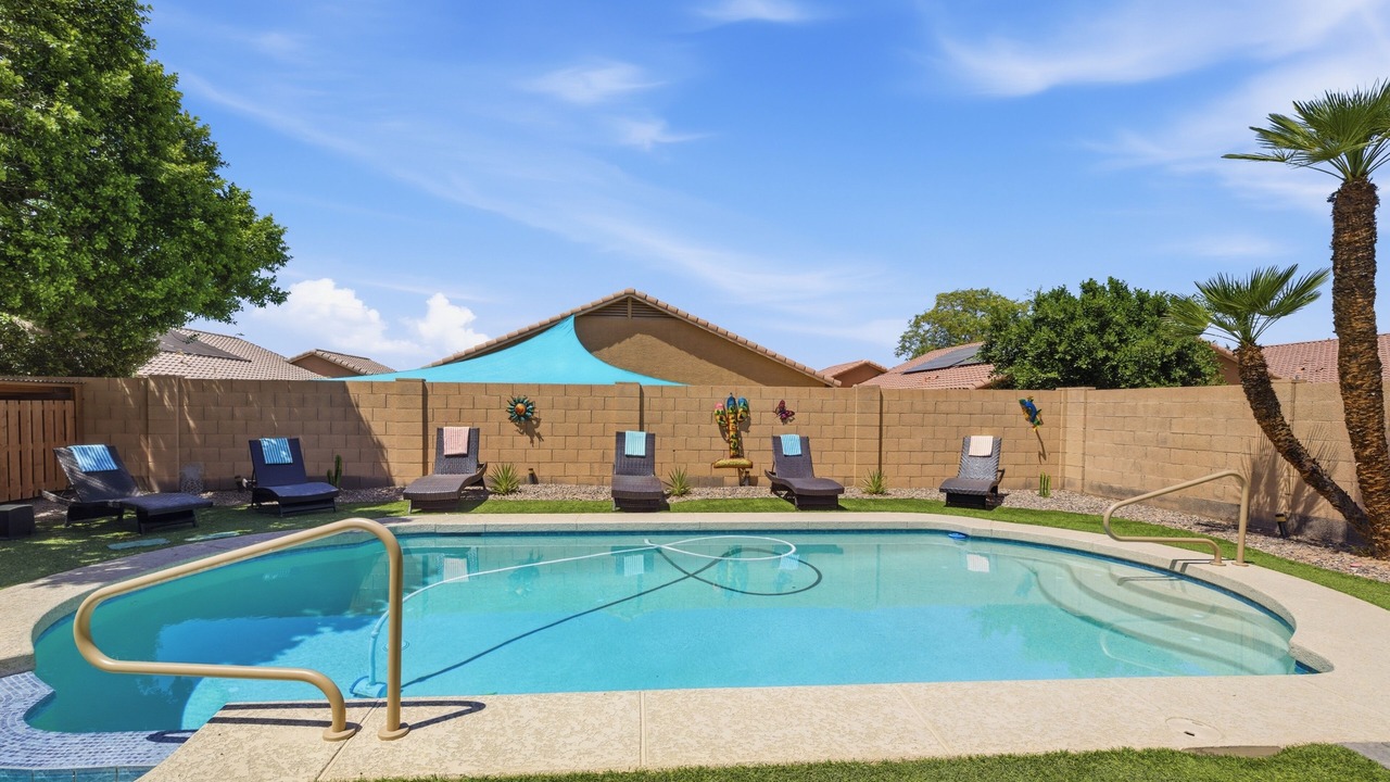 Photo of Outdoor in Avondale
