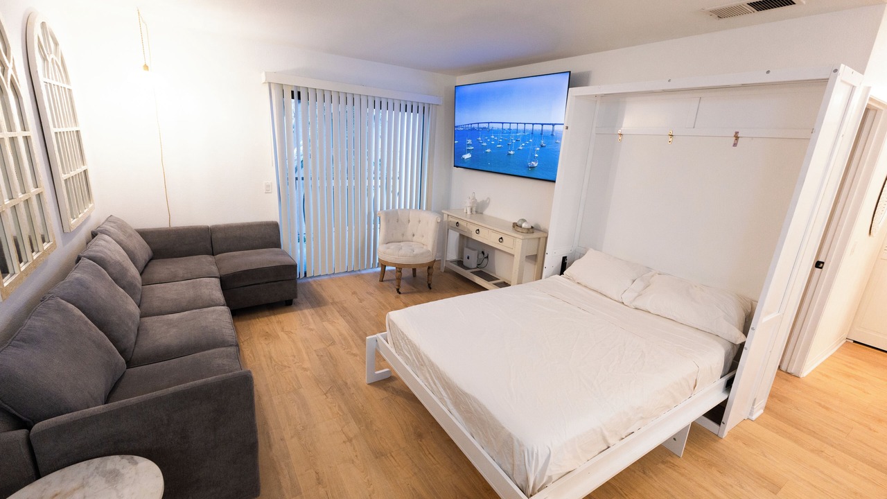 Photo of Bedroom in Rancho San Diego
