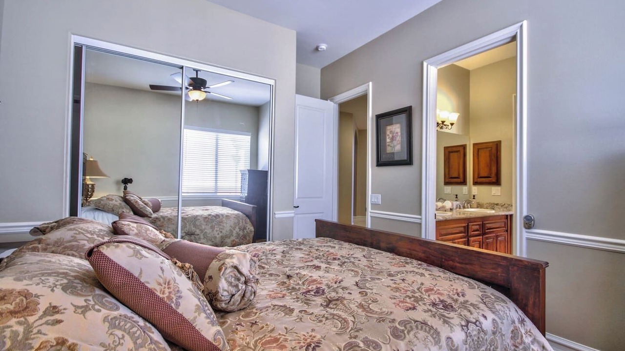 Photo of Bedroom in Murrieta