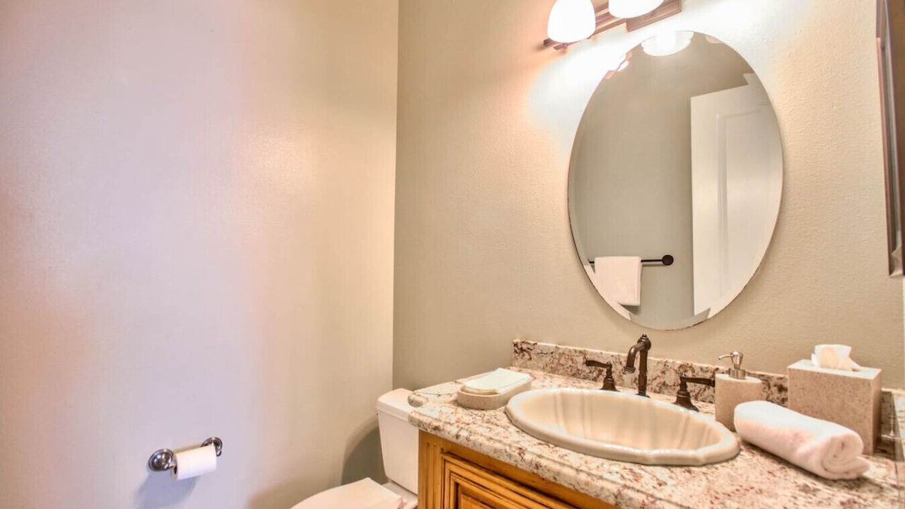 Photo of Bathroom in Murrieta