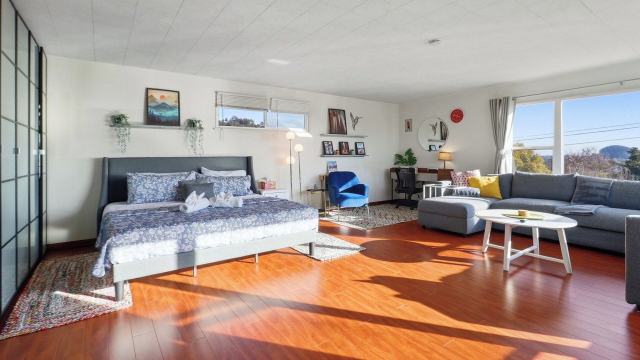 Photo of Bedroom in El Cerrito