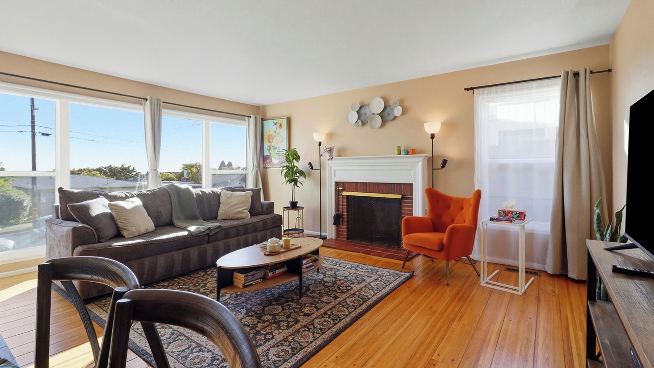 Photo of Livingroom in El Cerrito