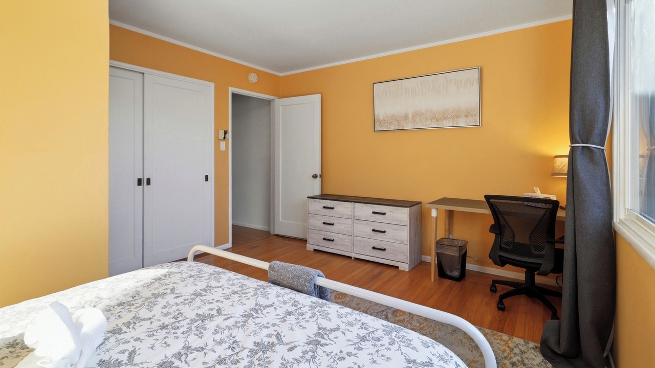 Photo of Bedroom in El Cerrito