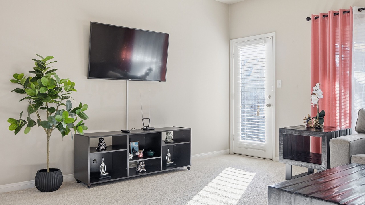 Photo of Livingroom in Greenacres