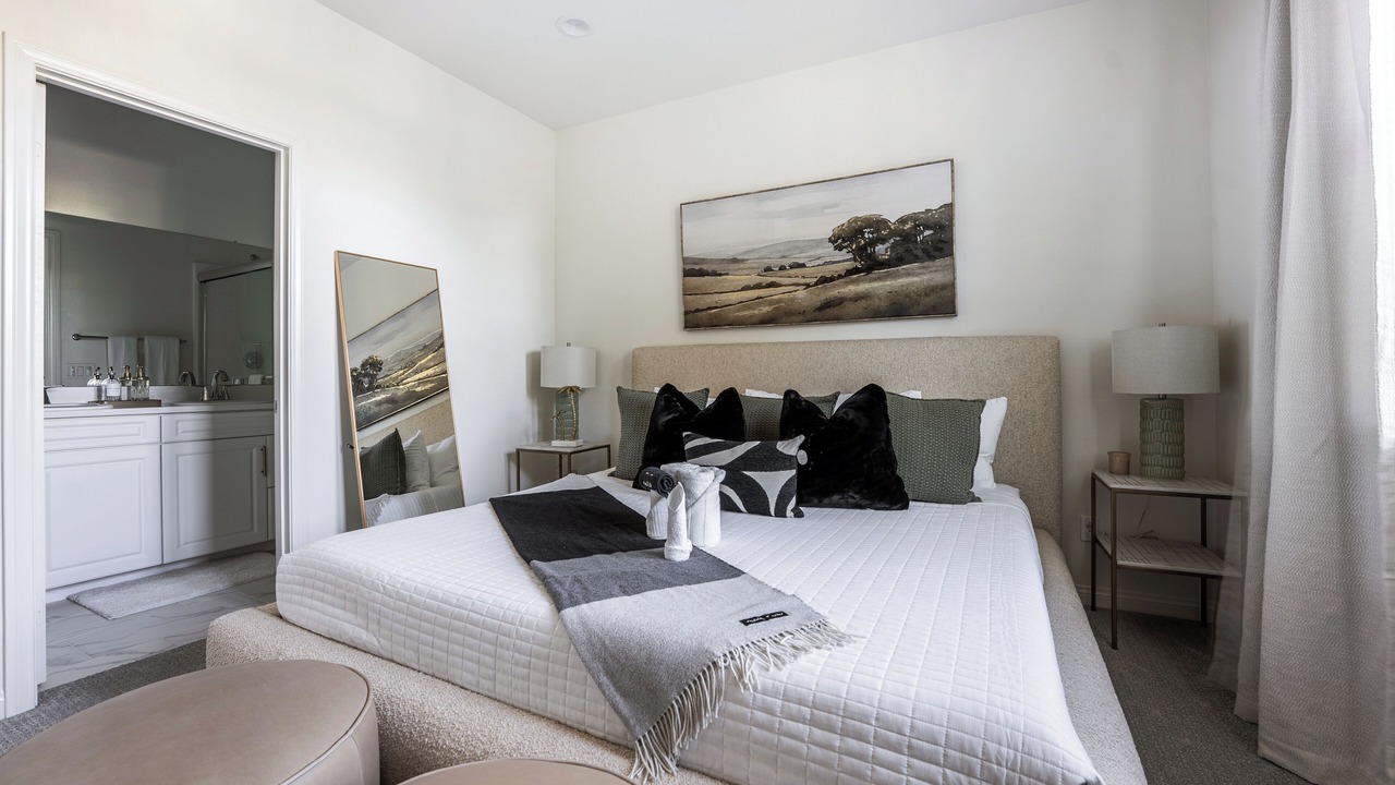 Photo of Bedroom in Lemon Grove