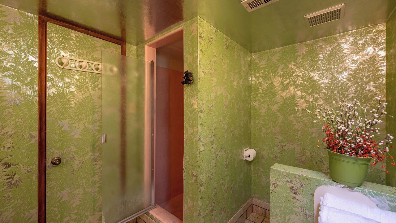 Photo of Bathroom in Springville