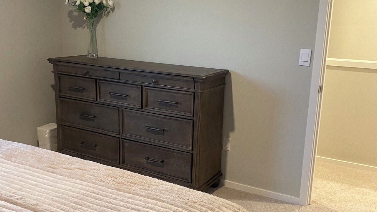 Photo of Bedroom in Salem
