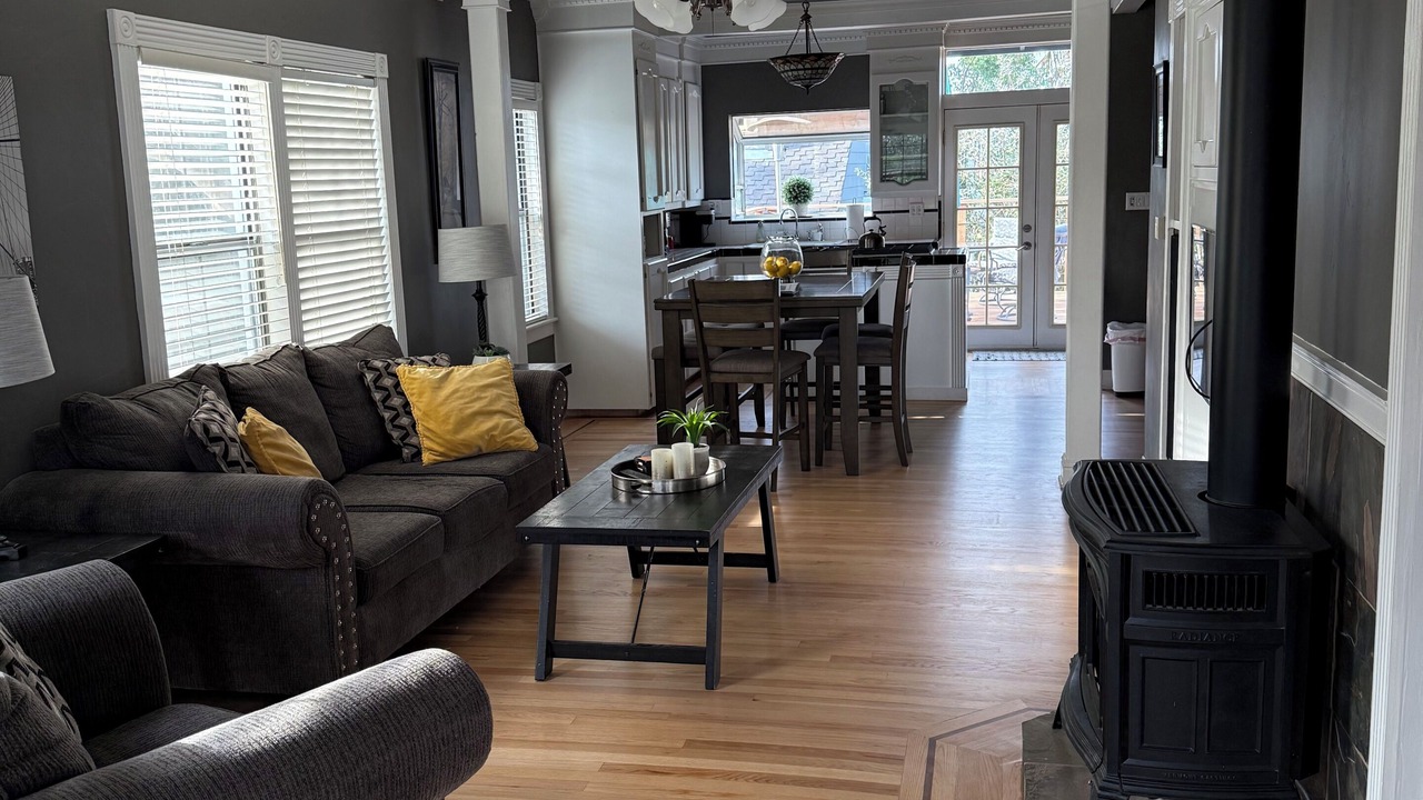 Photo of Livingroom in Folsom