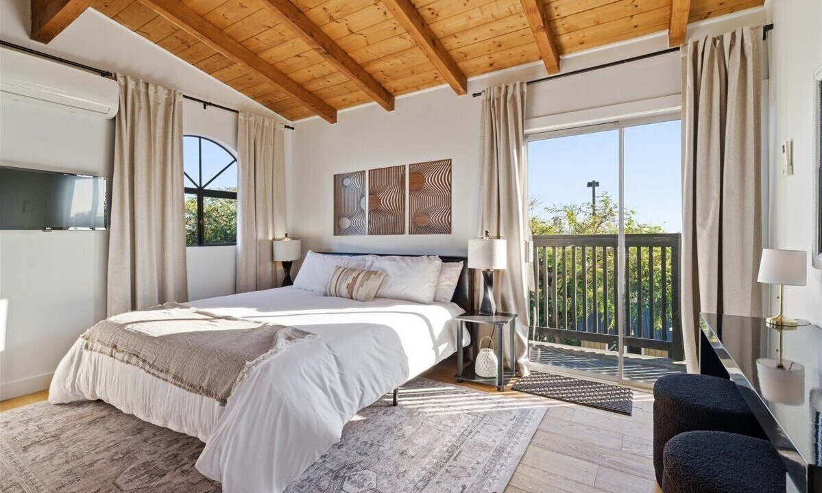 Photo of Bedroom in Fairmount Park