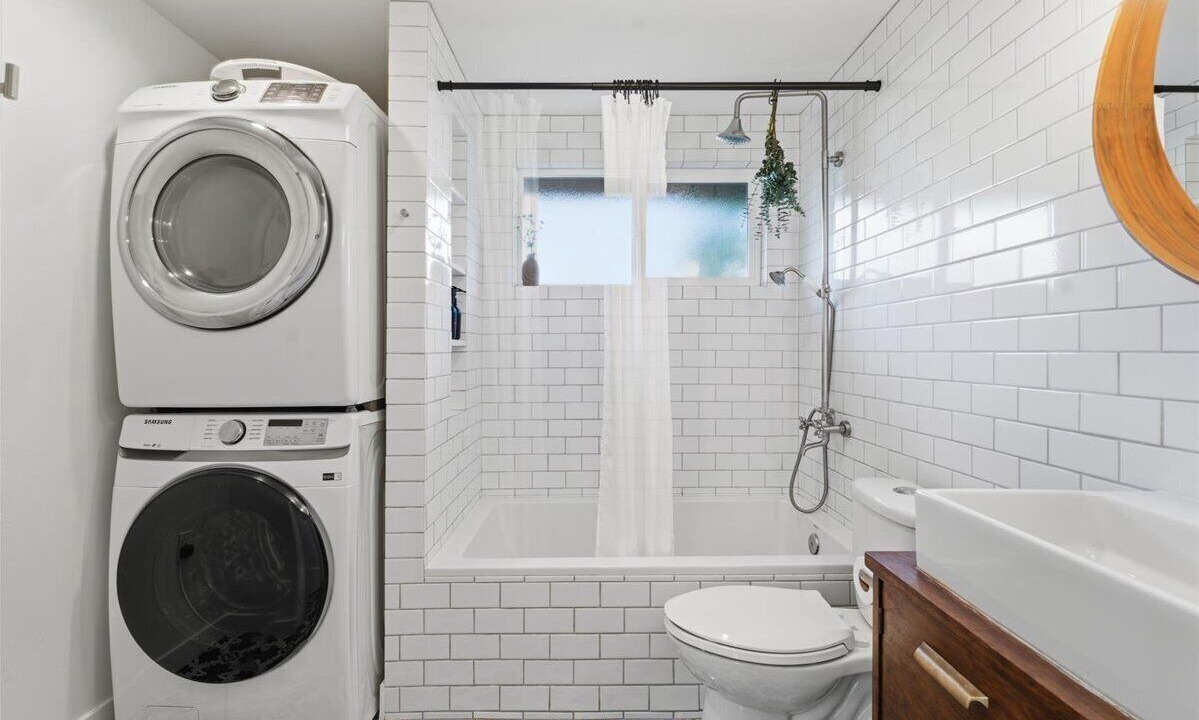 Photo of Bathroom in Fairmount Park