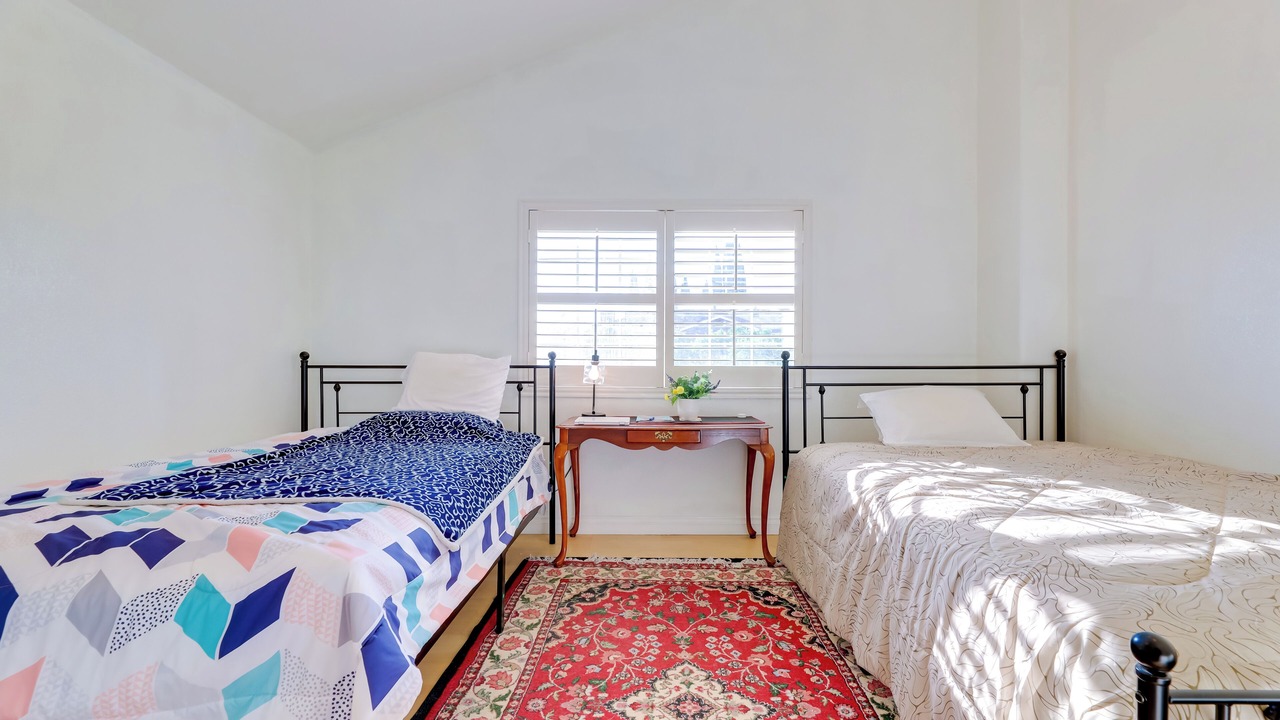 Photo of Bedroom in Bellflower
