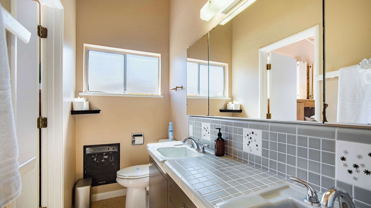 Photo of Bathroom in Central Davis