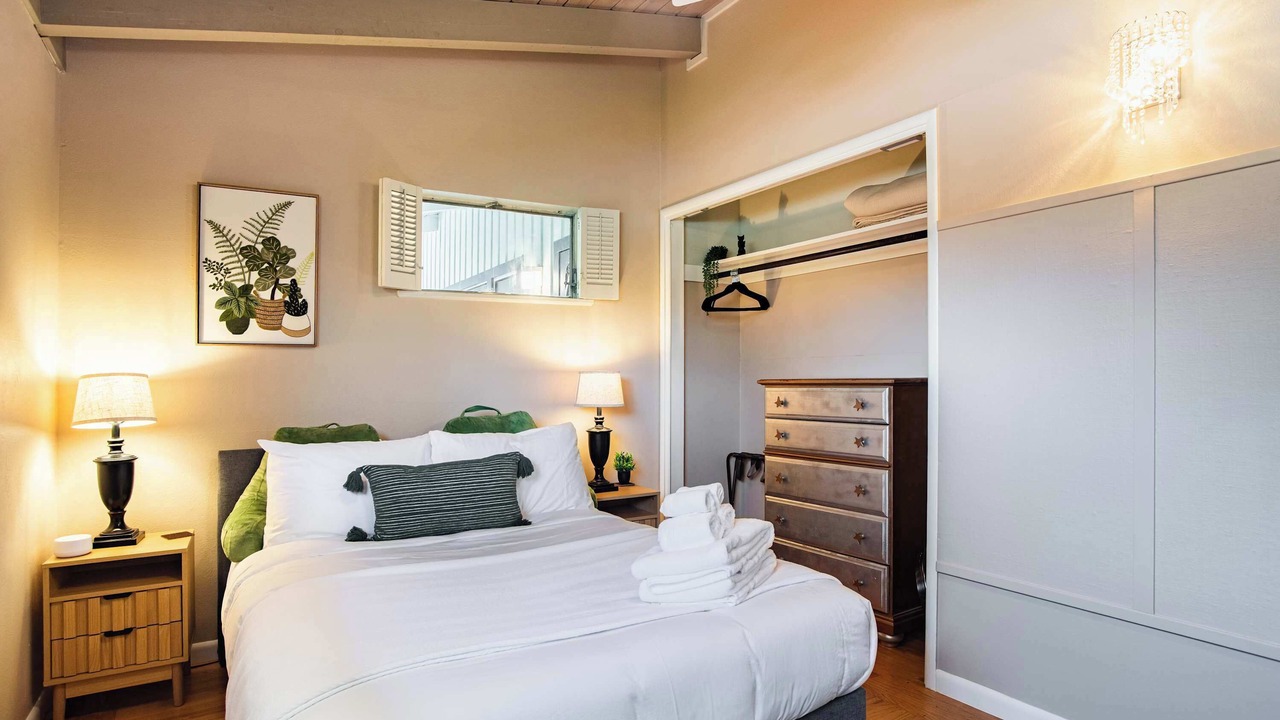 Photo of Bedroom in Central Davis