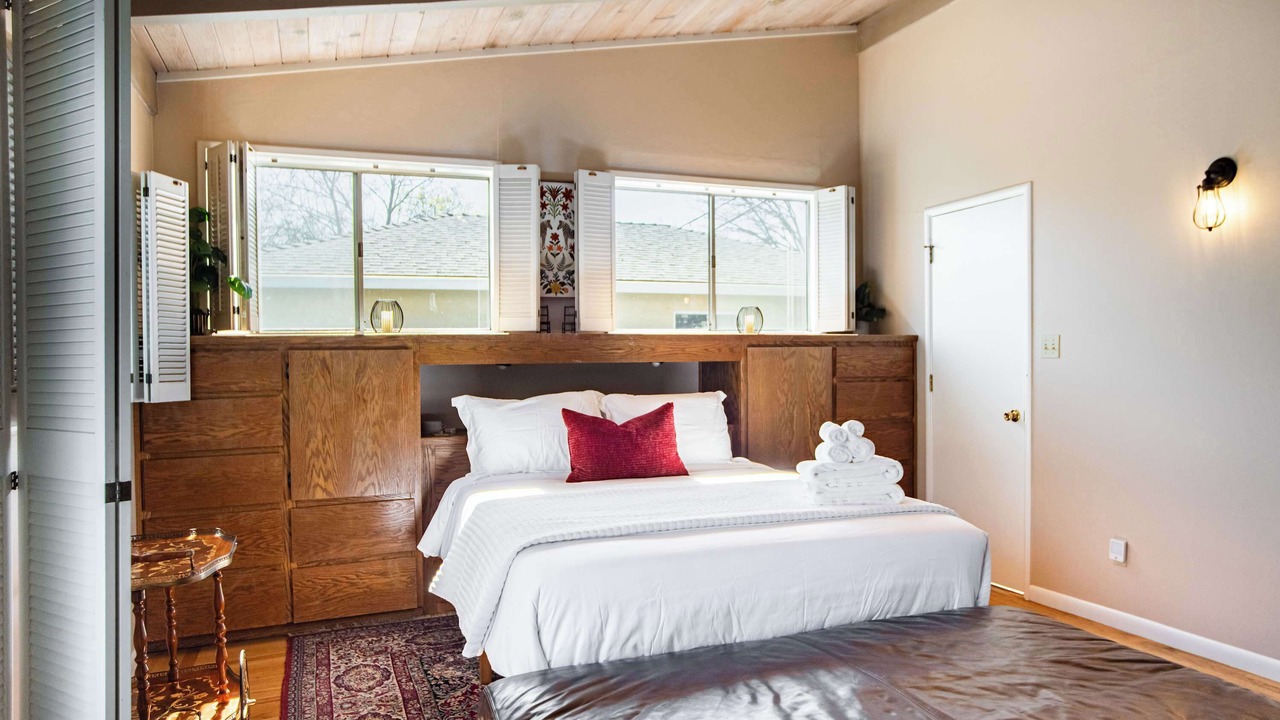 Photo of Bedroom in Central Davis
