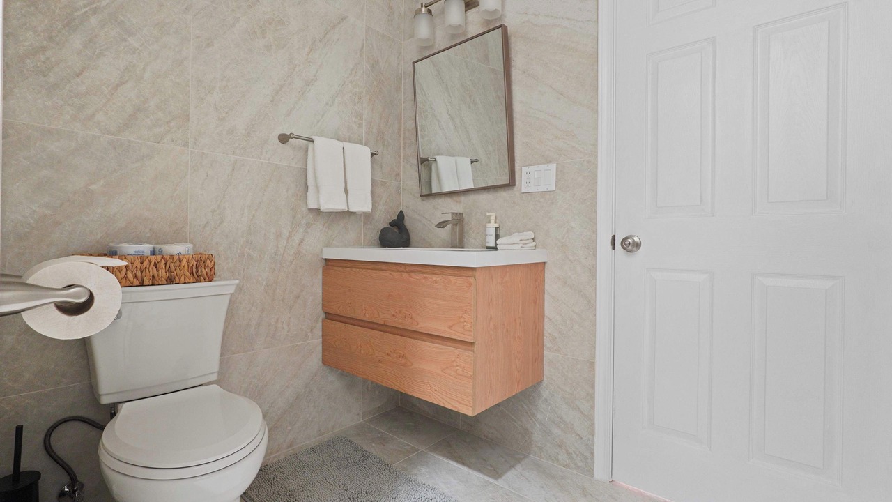 Photo of Bathroom in Santa Clarita