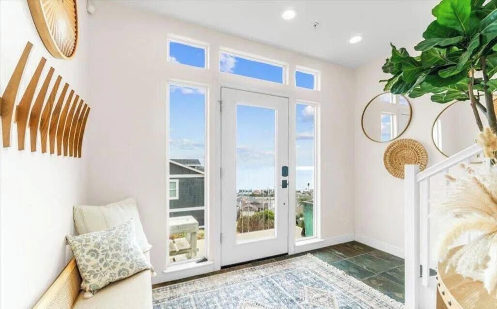 Photo of Livingroom in Cayucos