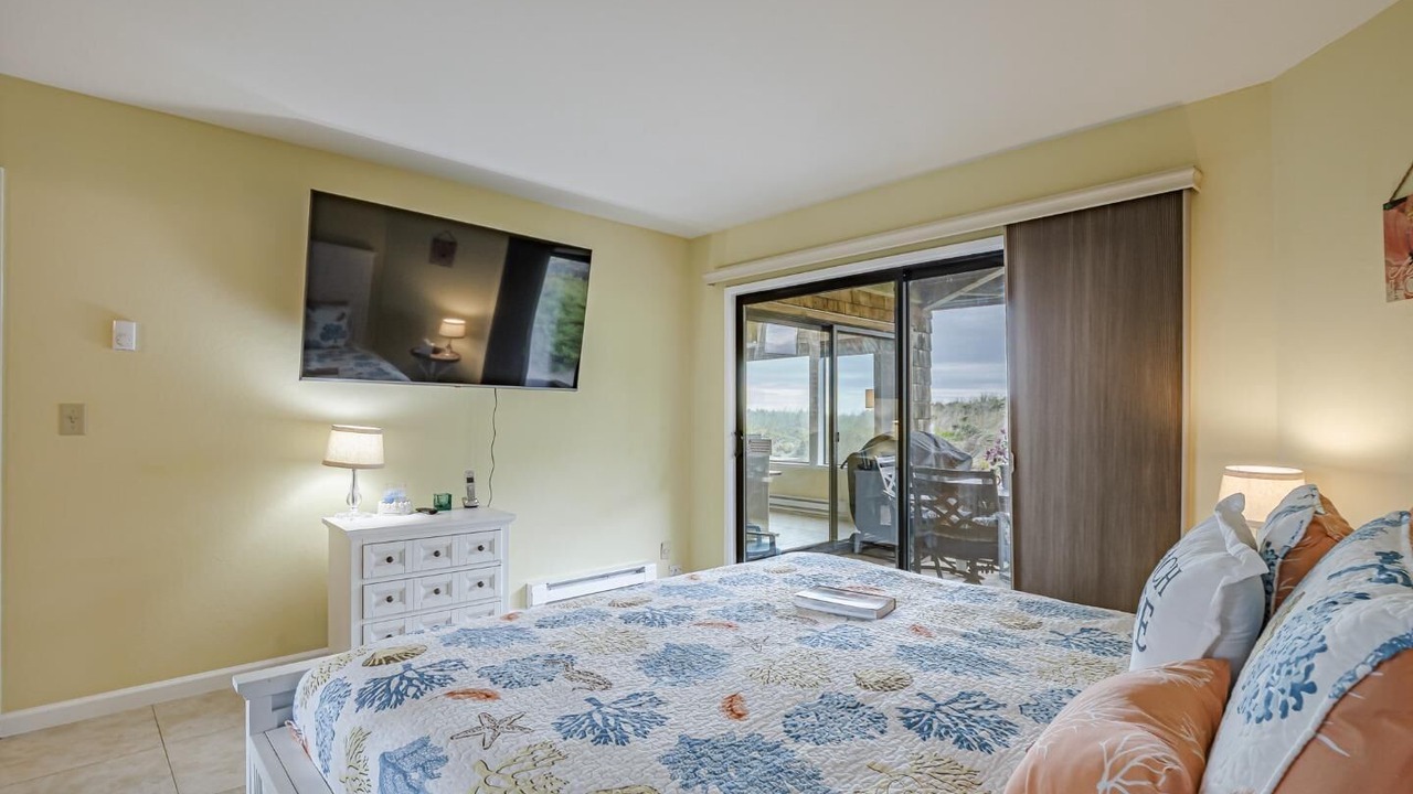 Photo of Bedroom in Pajaro Dunes
