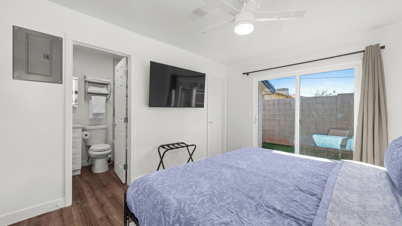 Photo of Bedroom in Garfield