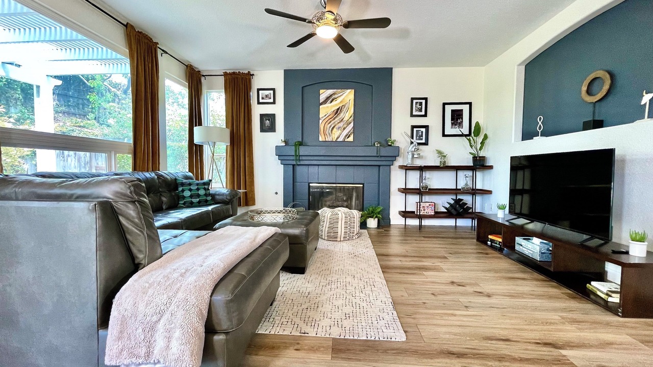 Photo of Livingroom in Roseville
