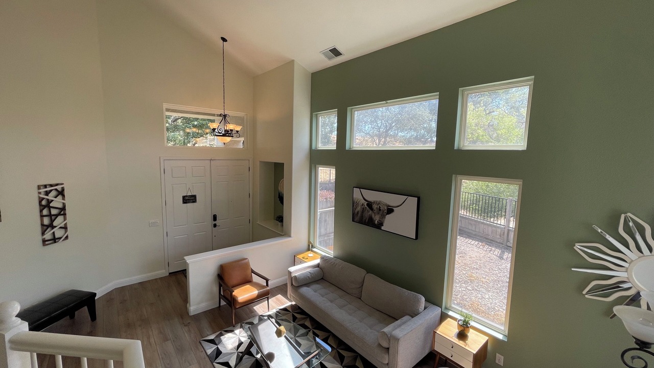 Photo of Livingroom in Roseville
