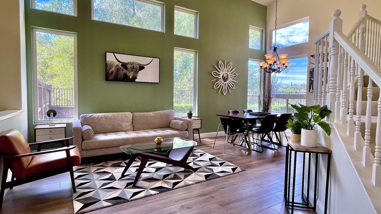 Photo of Livingroom in Roseville