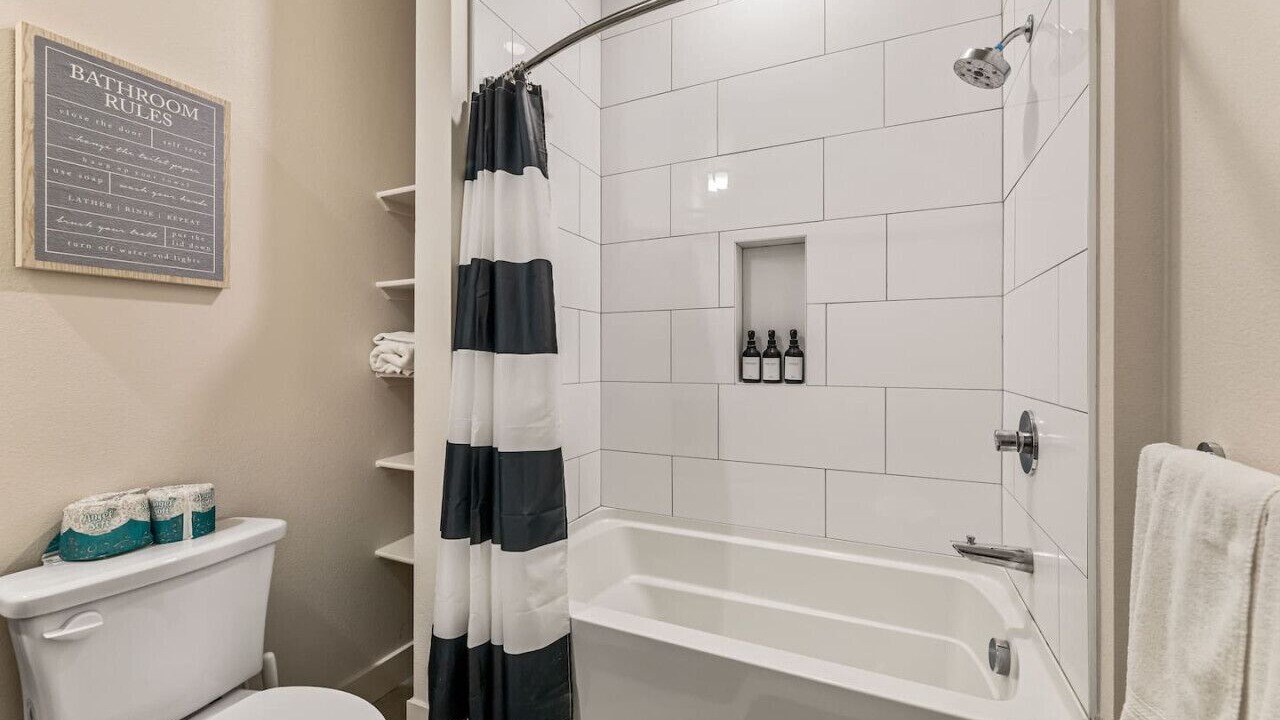 Photo of Bathroom in Costa Mesa
