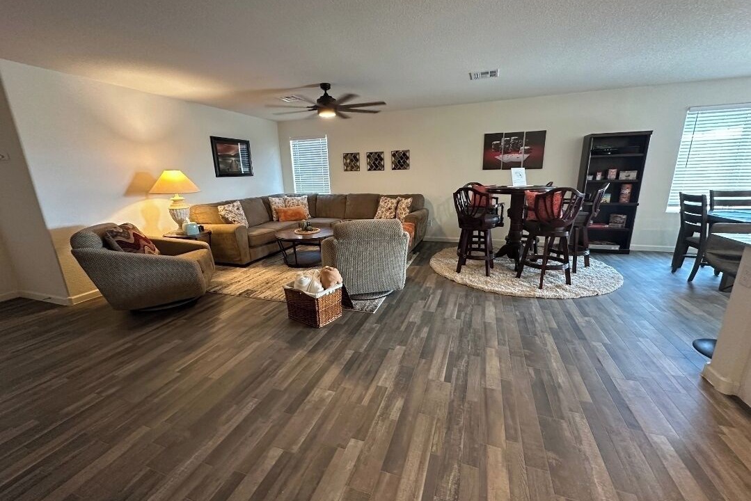 Photo of Livingroom in Mesquite Creek
